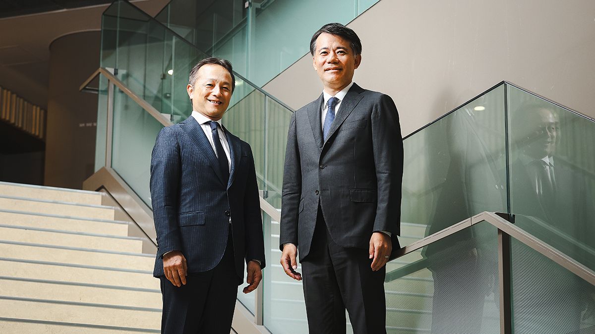 小林氏と上舞氏