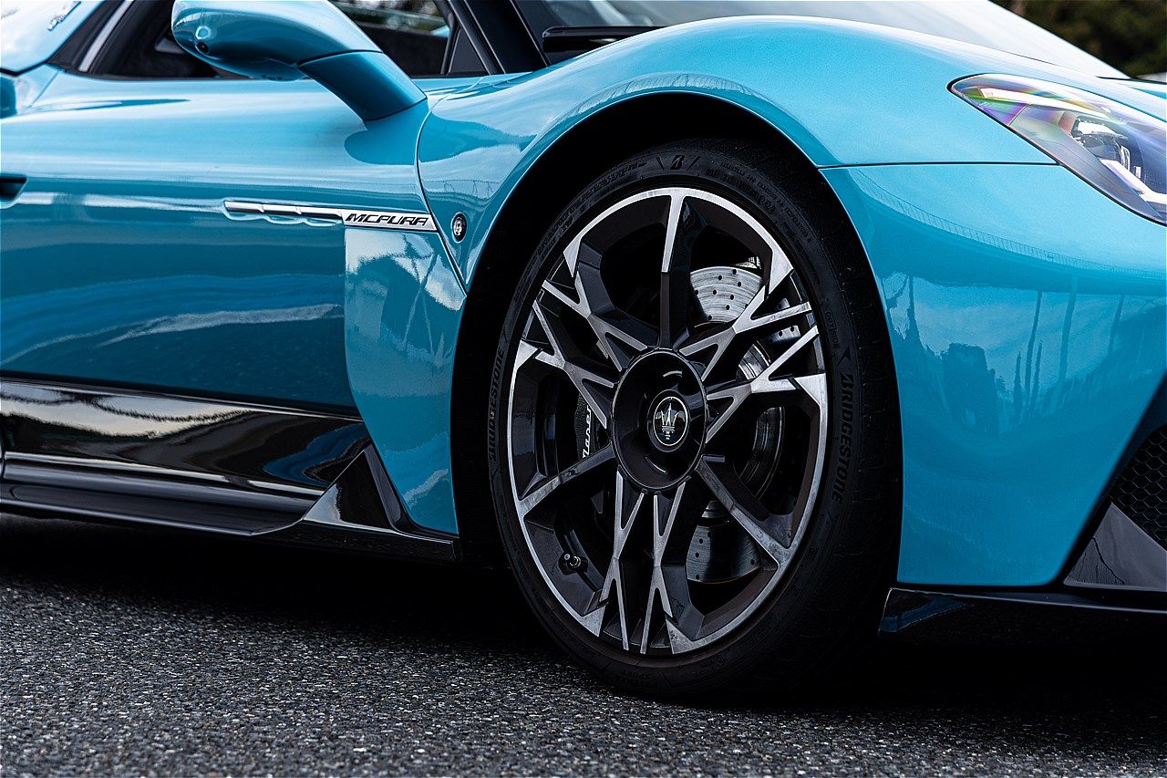 マセラティの新型「MCプーラ」（写真：三木 宏章）