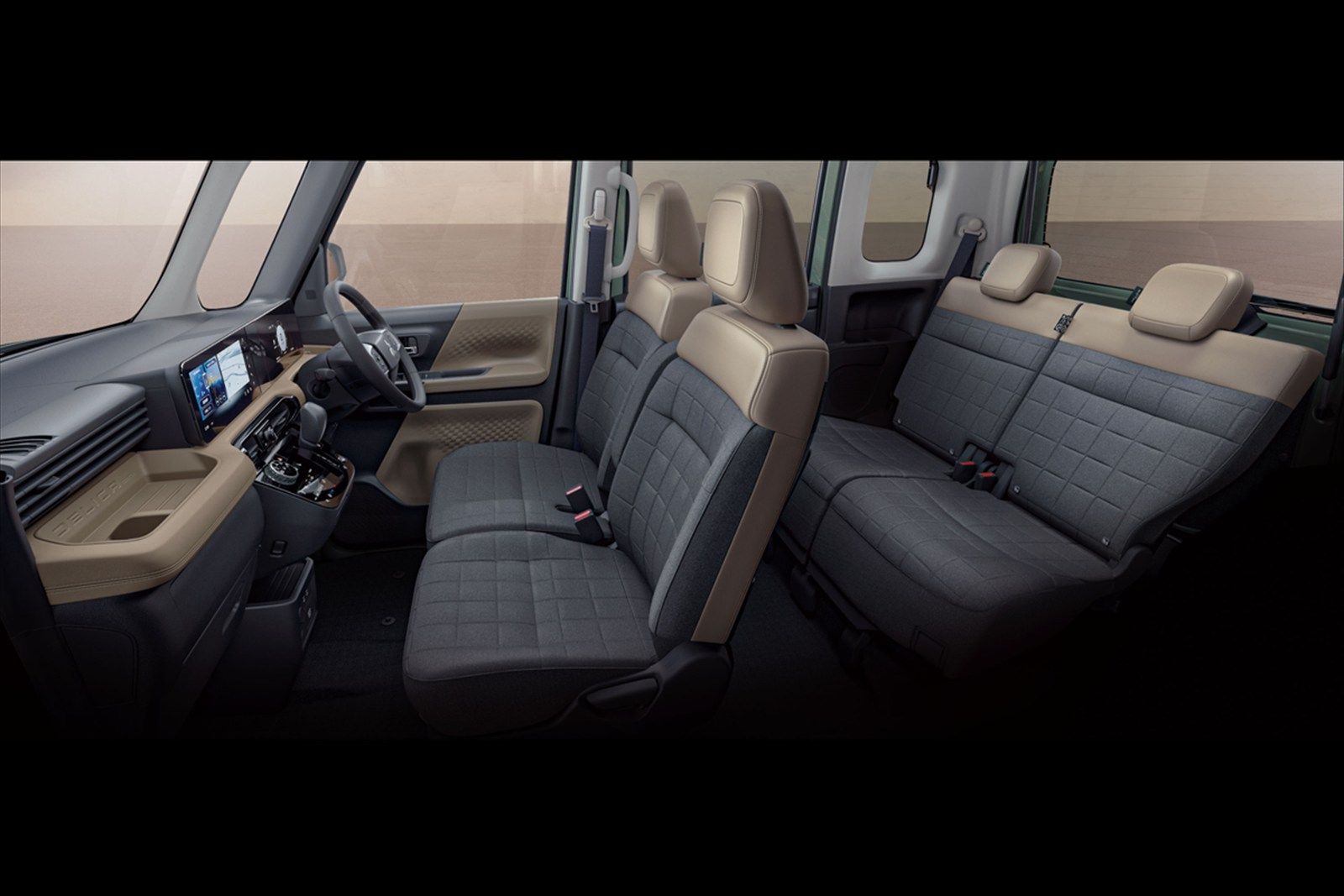 三菱 デリカミニ（写真：三菱自動車工業）