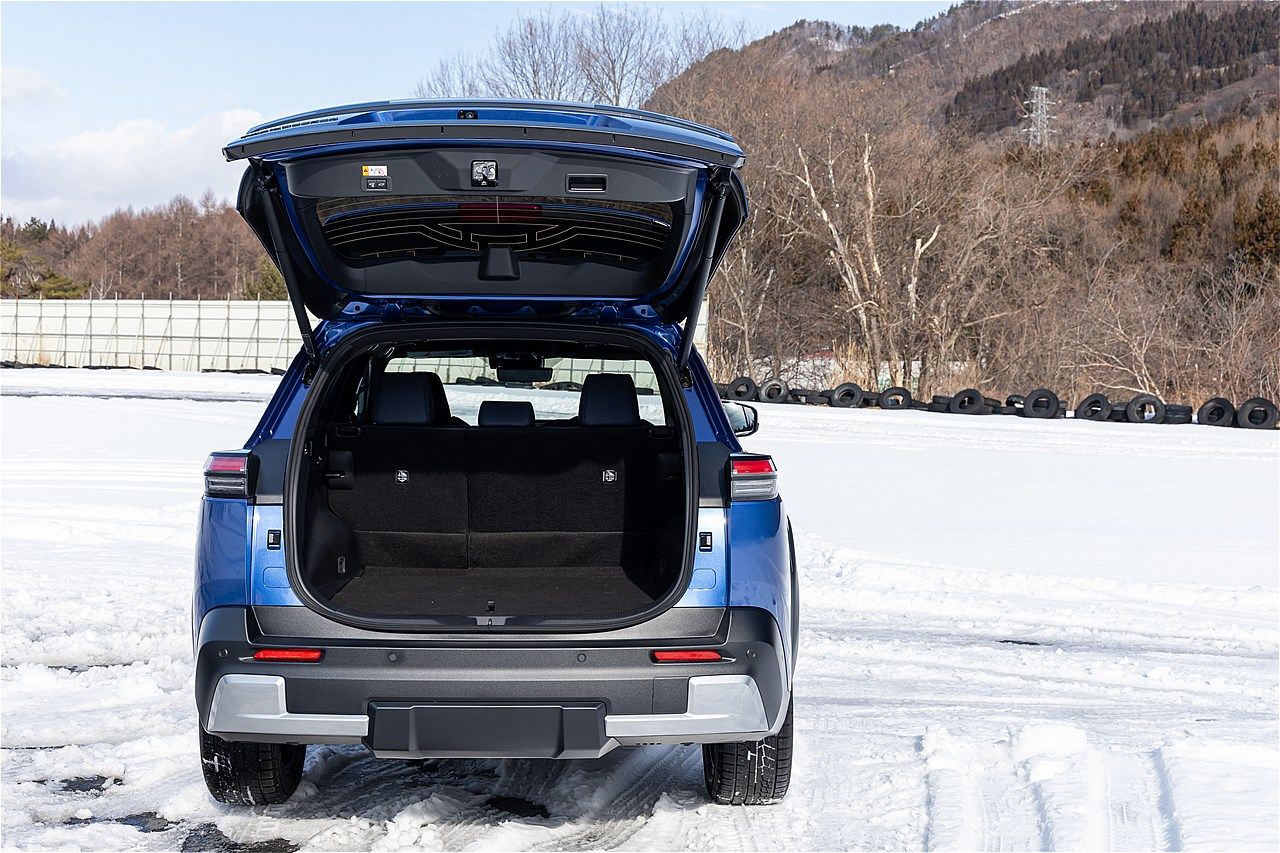 2026年4月上旬に正式発表予定、スバル新型BEV「トレイルシーカー」のプロトタイプ（写真：三木 宏章）