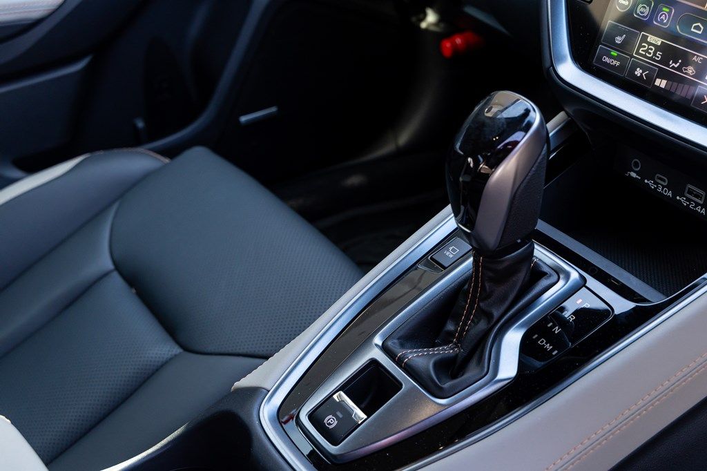 スバル「レヴォーグ レイバック」のディテール（写真：三木 宏章）