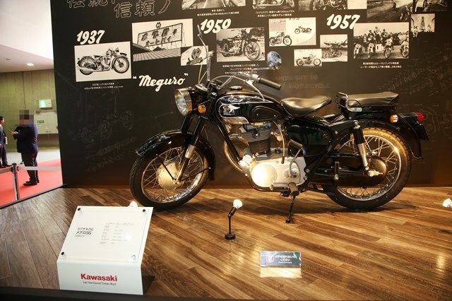 1964年モデルのカワサキ250メグロSG（筆者撮影）