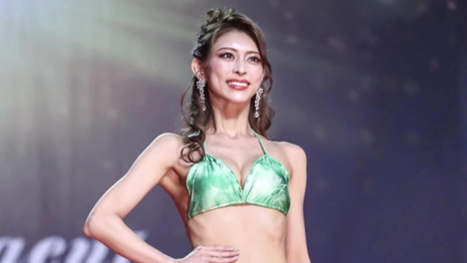 筋トレ歴5年で、2025年のベストボディジャパン日本大会で2位になった種村さん（写真：本人提供）