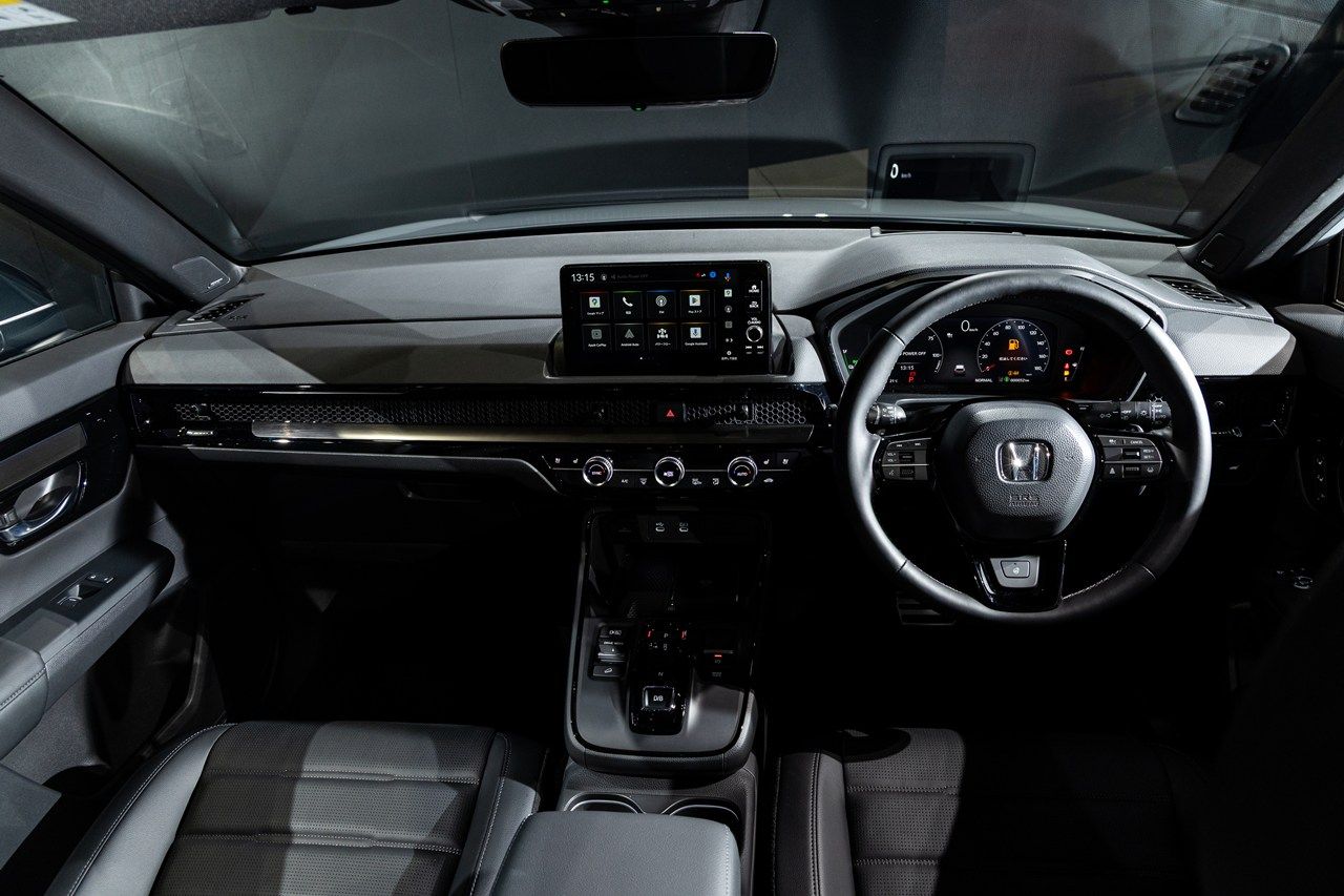 ホンダ新型「CR-V e:HEV」（写真：三木 宏章）