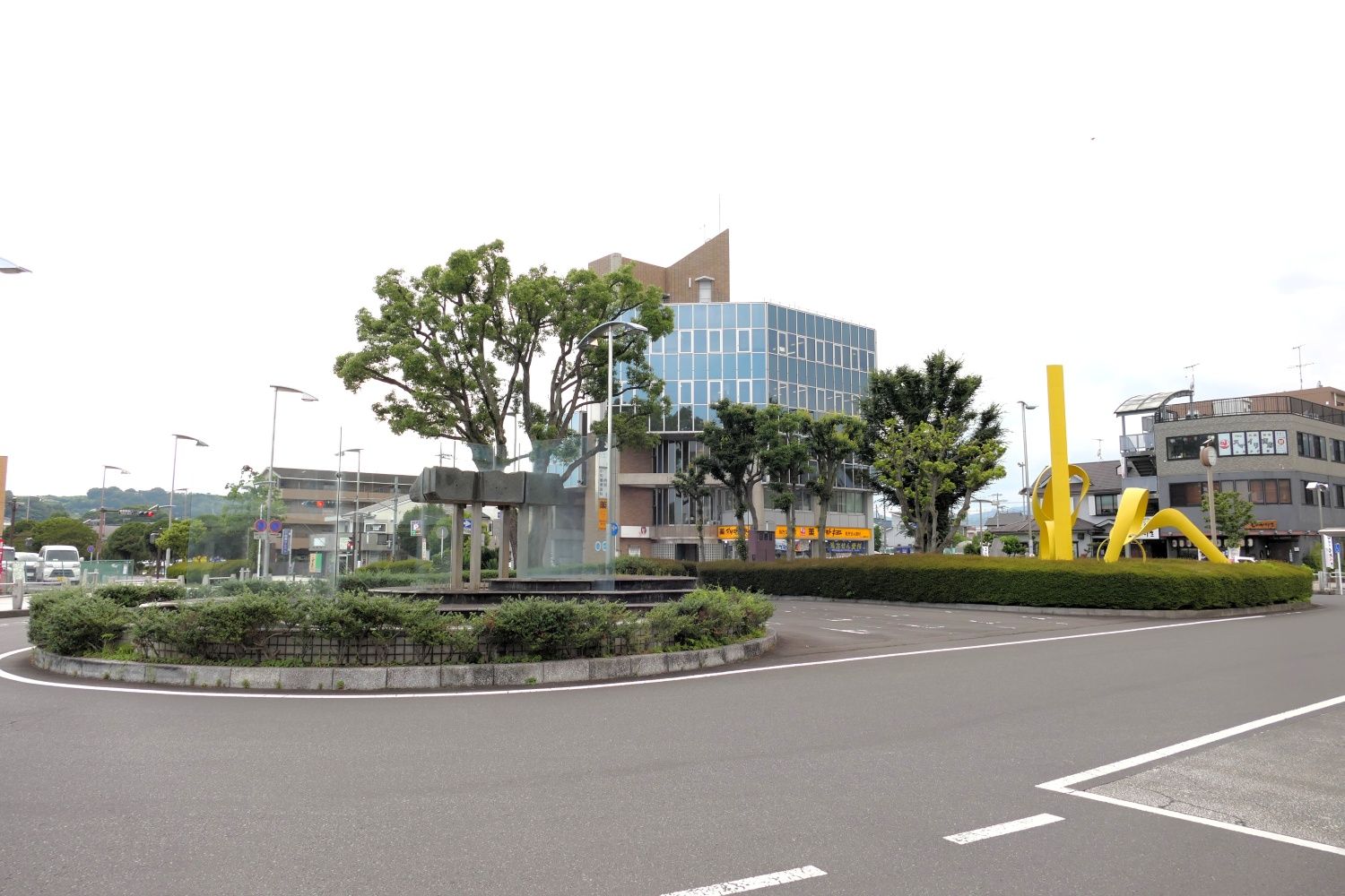 小田急　秦野駅　南口