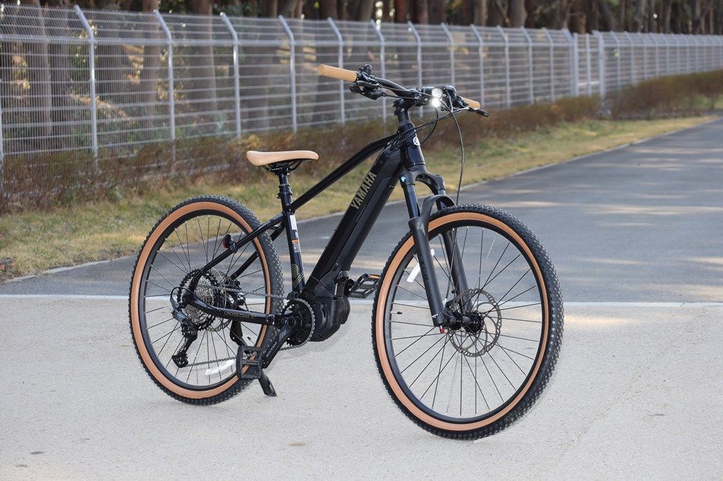 ヤマハの新型スポーツ電動アシスト自転車「クロスコアRV」（写真：筆者撮影）