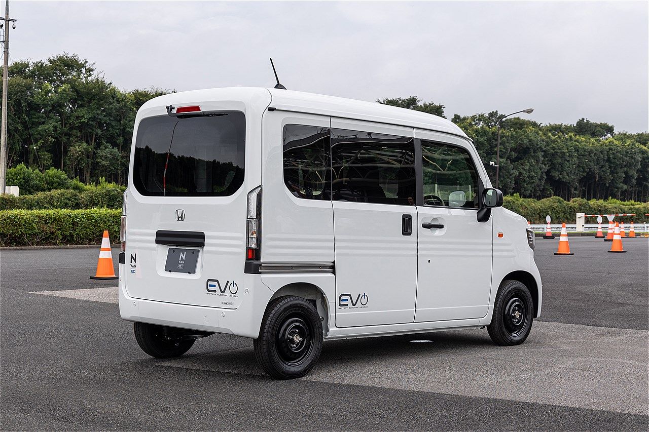 ホンダ「N-VAN e:」のディテールなど（写真：三木宏章）