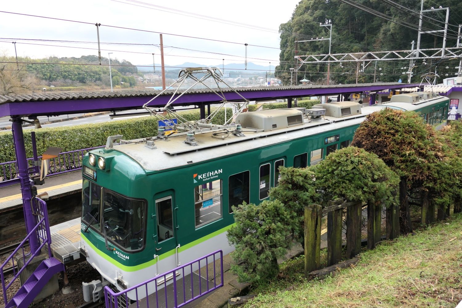 京阪石山寺駅