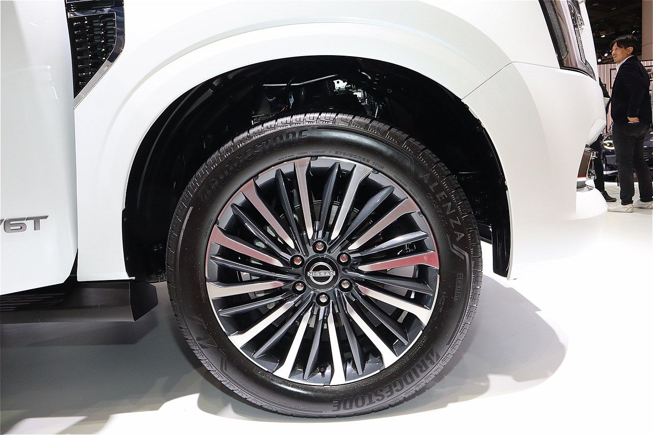 ジャパンモビリティショー2025に展示された日産の新型「パトロール」（筆者撮影）