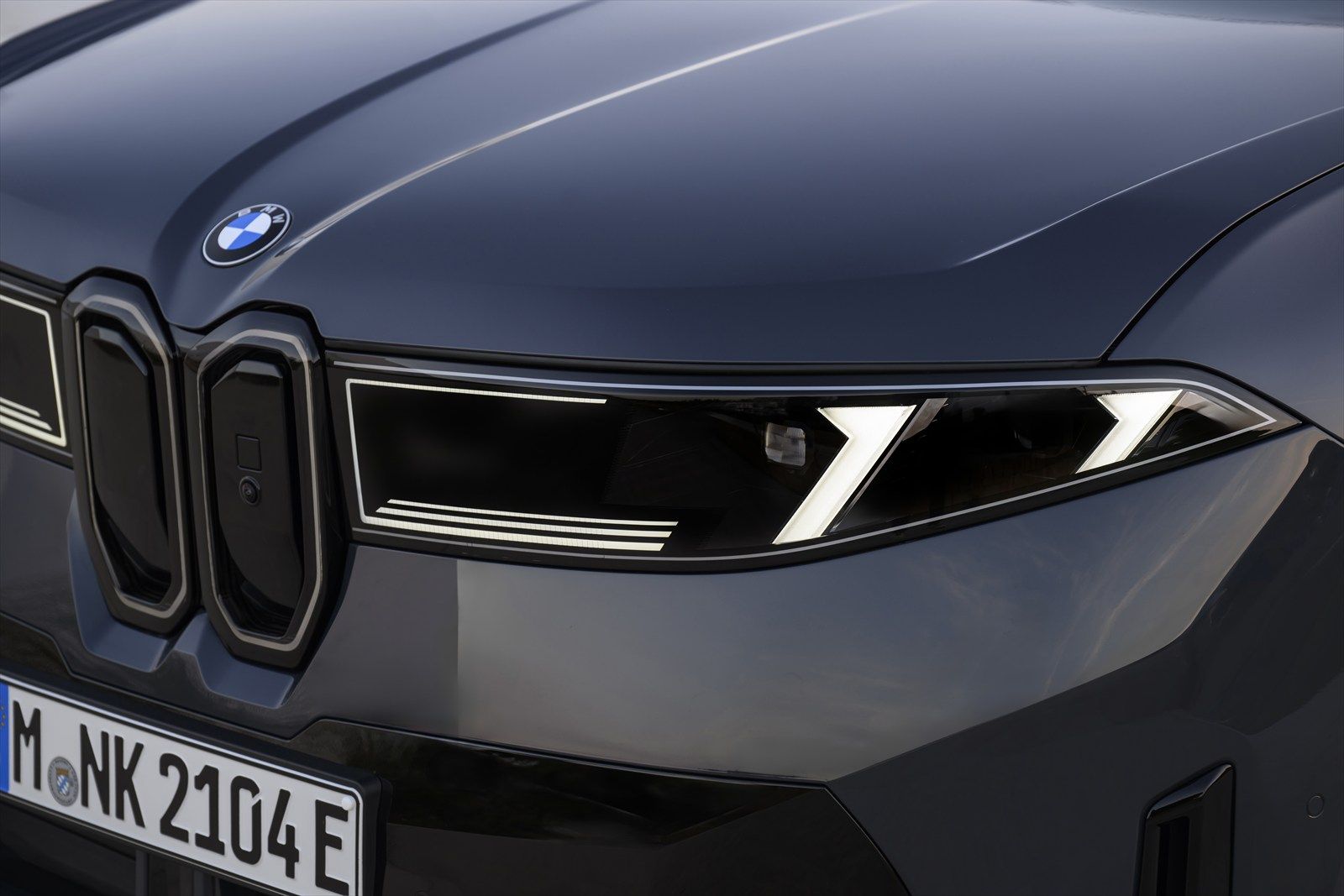 BMW iX3（写真：BMW）