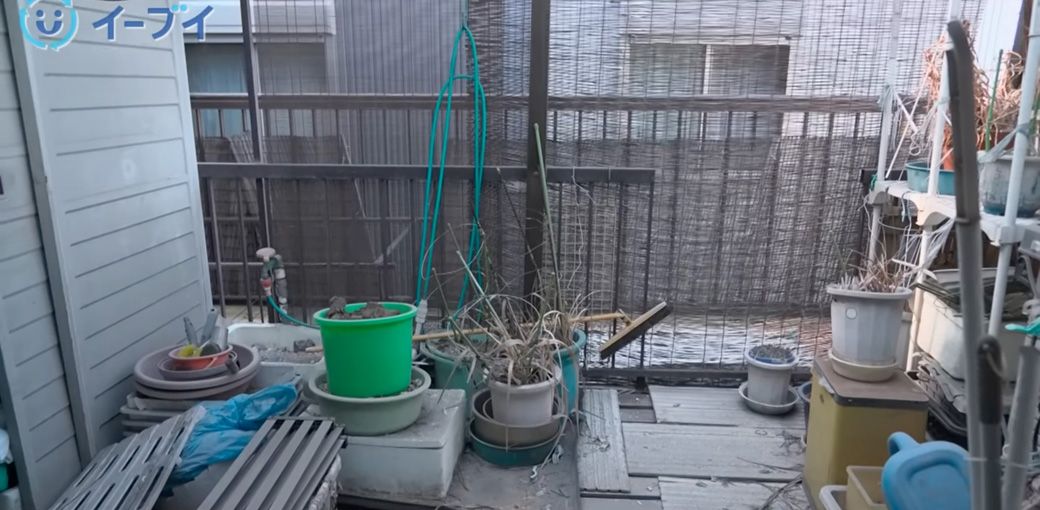 モノ屋敷