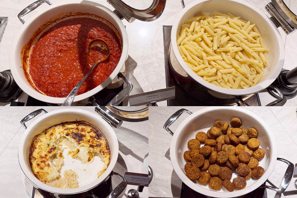 トマトソース、ペンネ、シーフードドリア、ファラフェル（写真：筆者撮影）