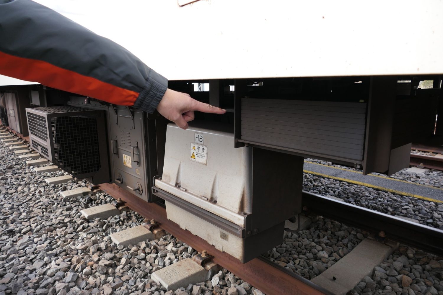 機器更新後バランスをとるために重りを取り付けた（記者撮影）