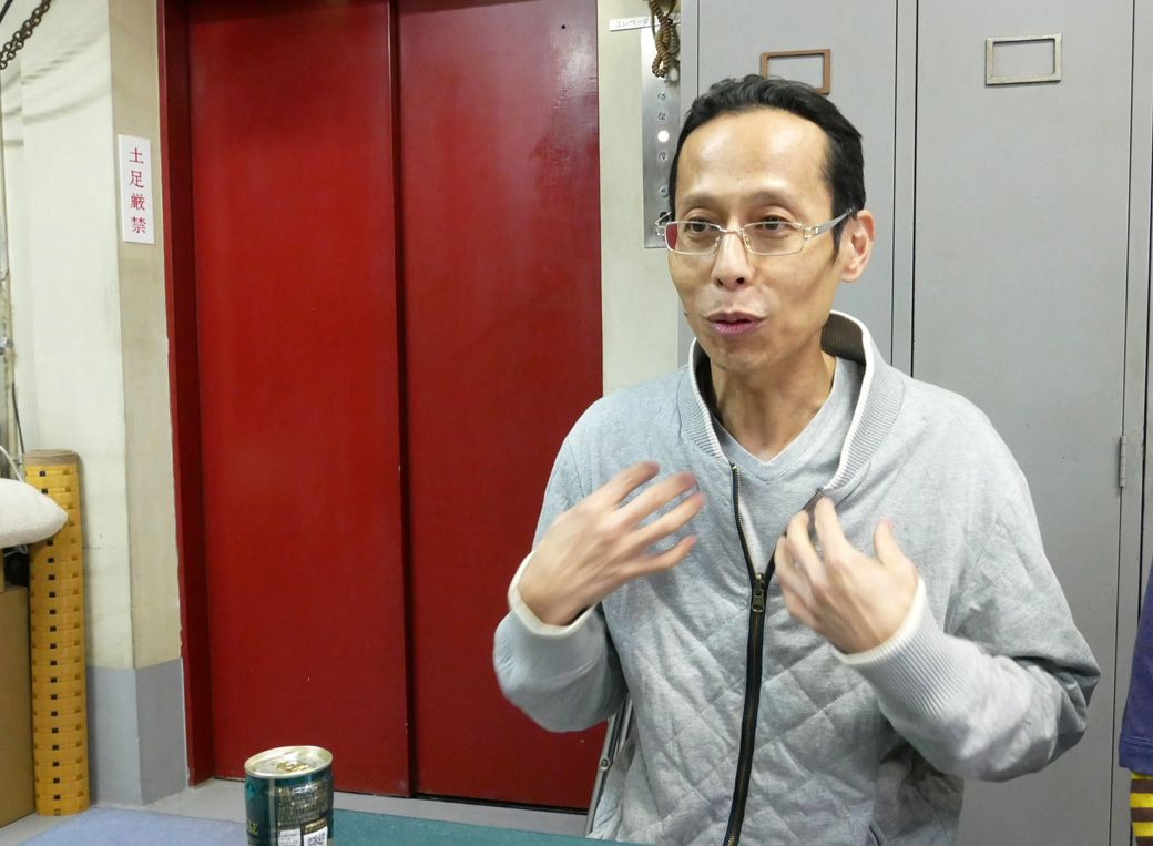 サラリーマン時代の苦労を笑顔で話してくれた（写真：筆者撮影）