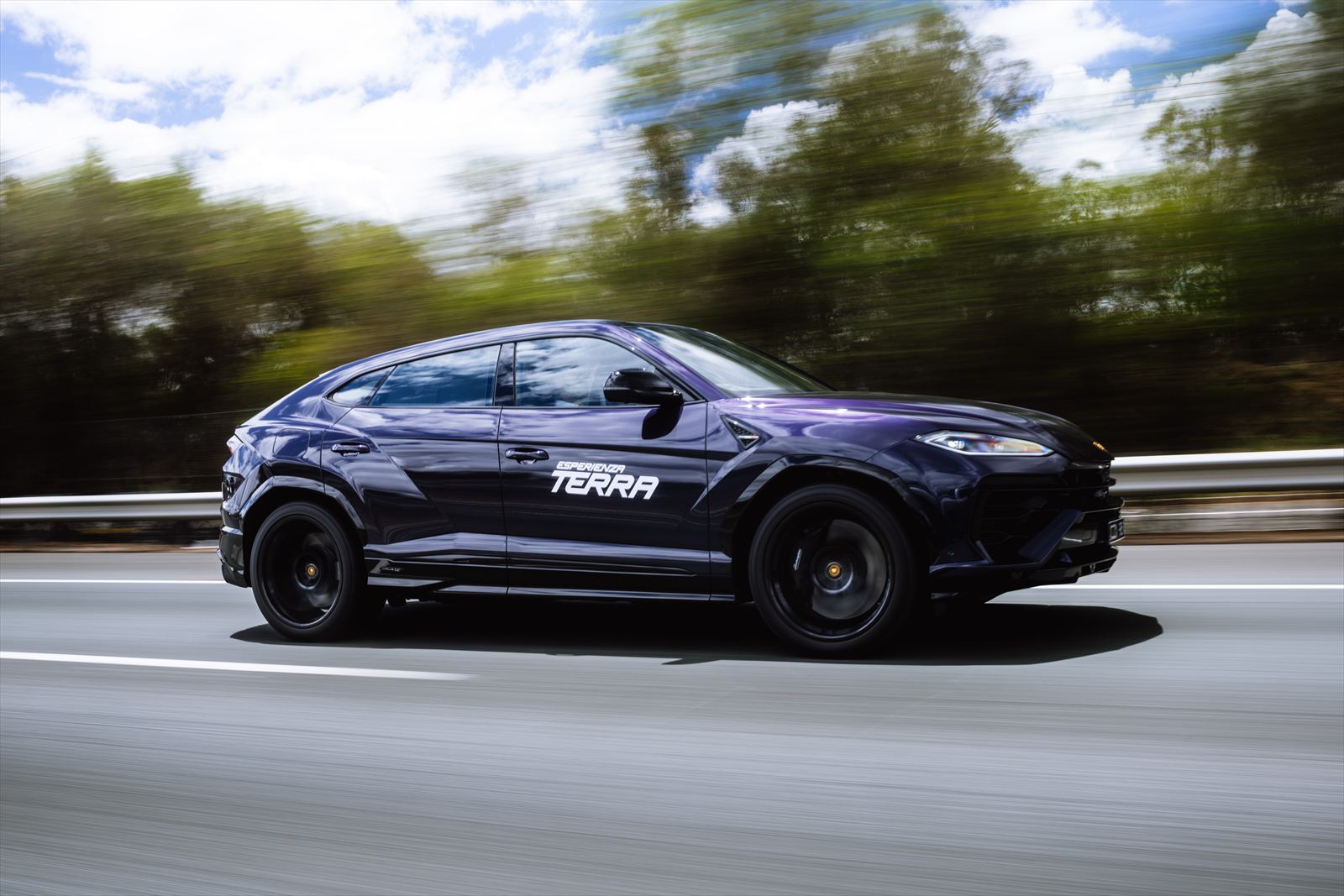 （写真：Automobili Lamborghini）