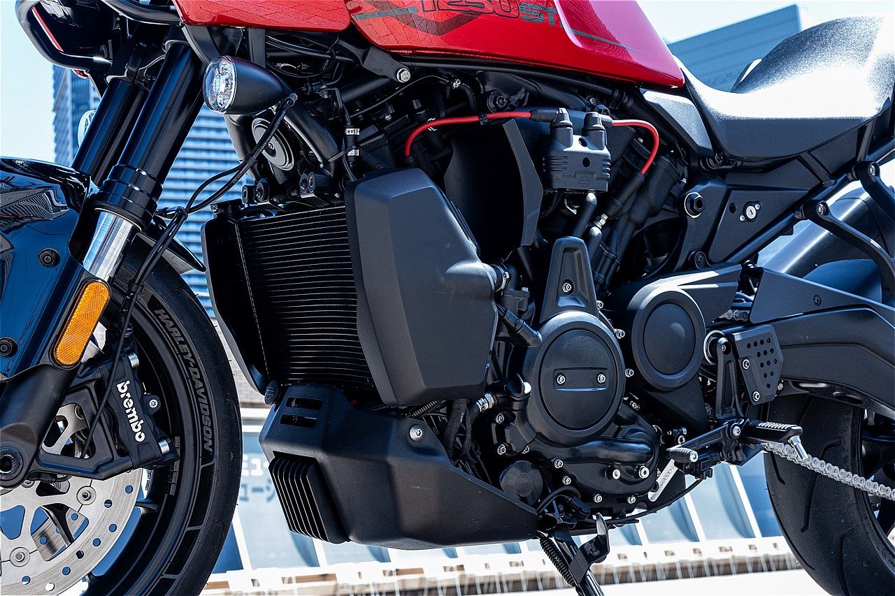 ハーレーダビッドソン「パンアメリカ1250ST」（写真：三木 宏章）