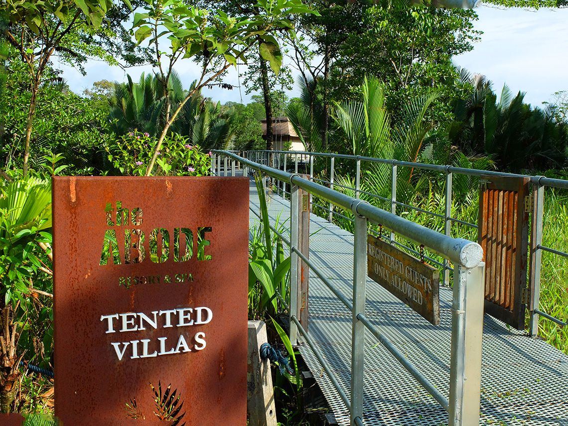 The Abode Resort & Spa通路