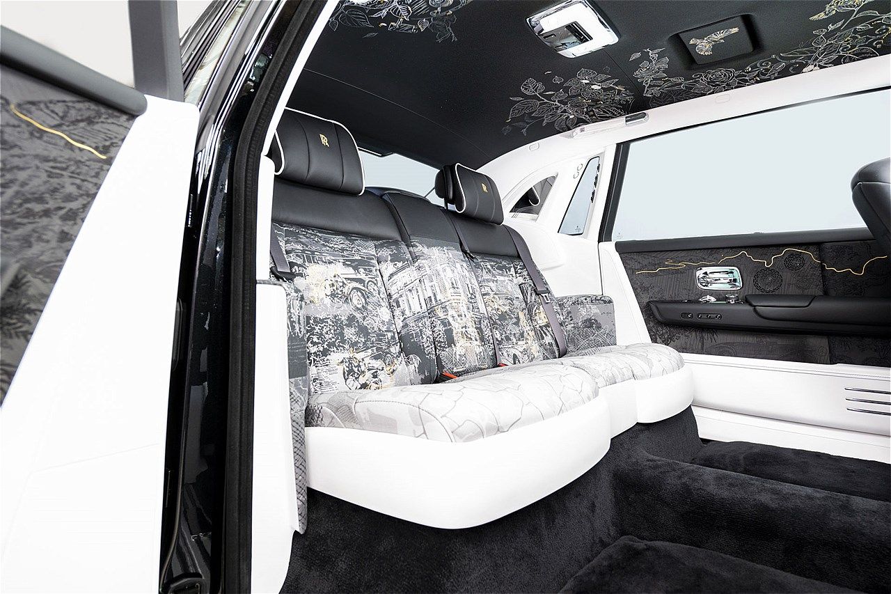 ファントム100周年イベント「BESPOKE EXPRESSIONS - ファントム100周年を祝して」の様子（写真：ロールス・ロイス・モーター・カーズ）