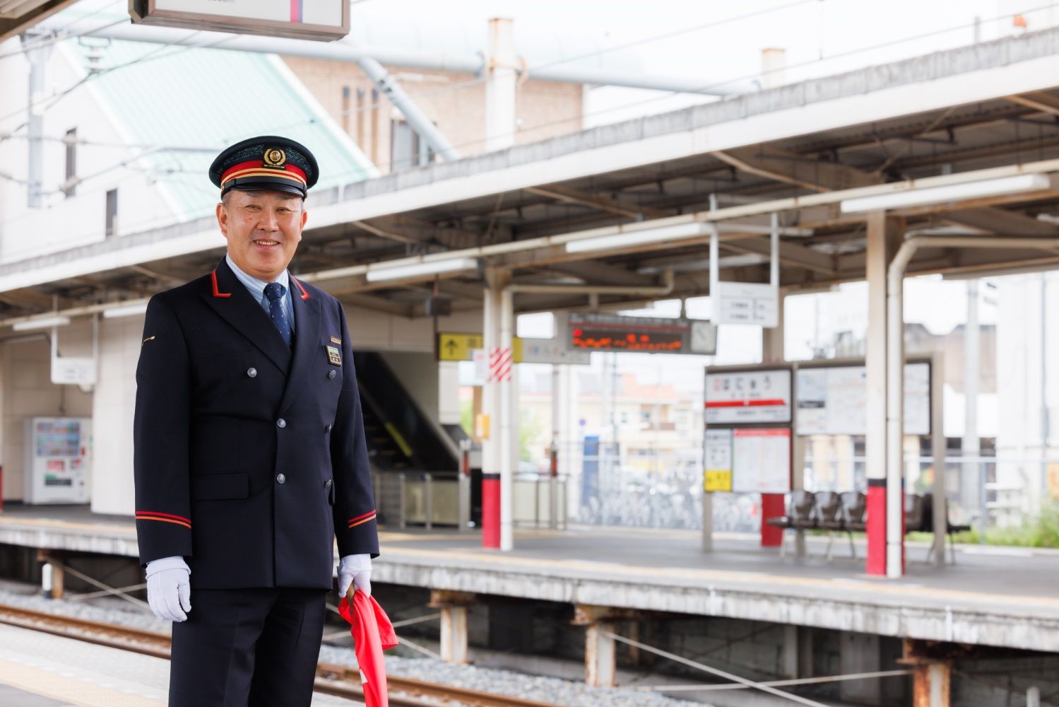 東武鉄道　相良紀章羽生駅長