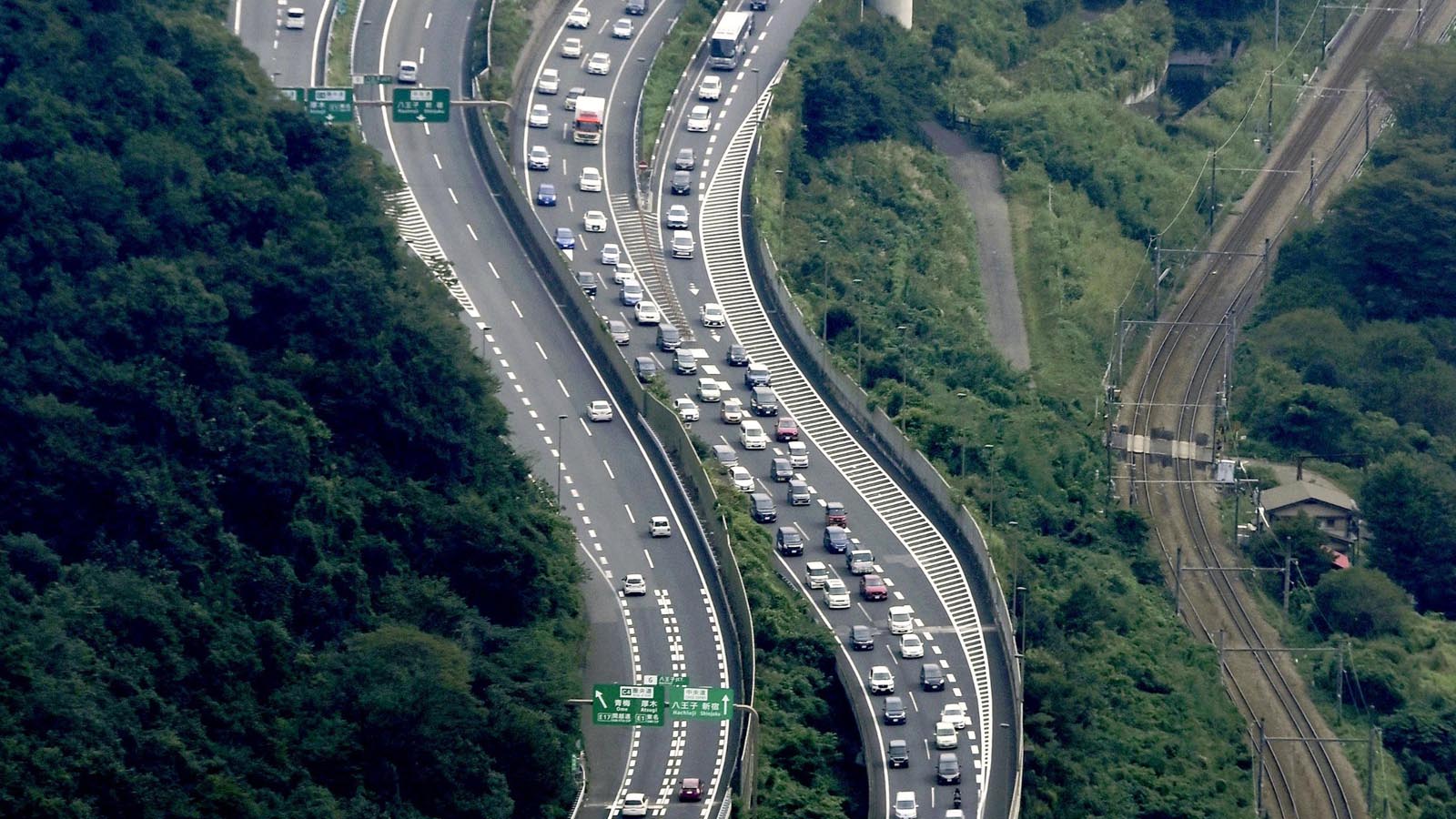 ｢大渋滞｣復活！高速道路の混雑は今後も続くか シルバーウィークは日本各地に人が押し寄せた | 佐滝剛弘の高速道路最前線 | 東洋経済オンライン
