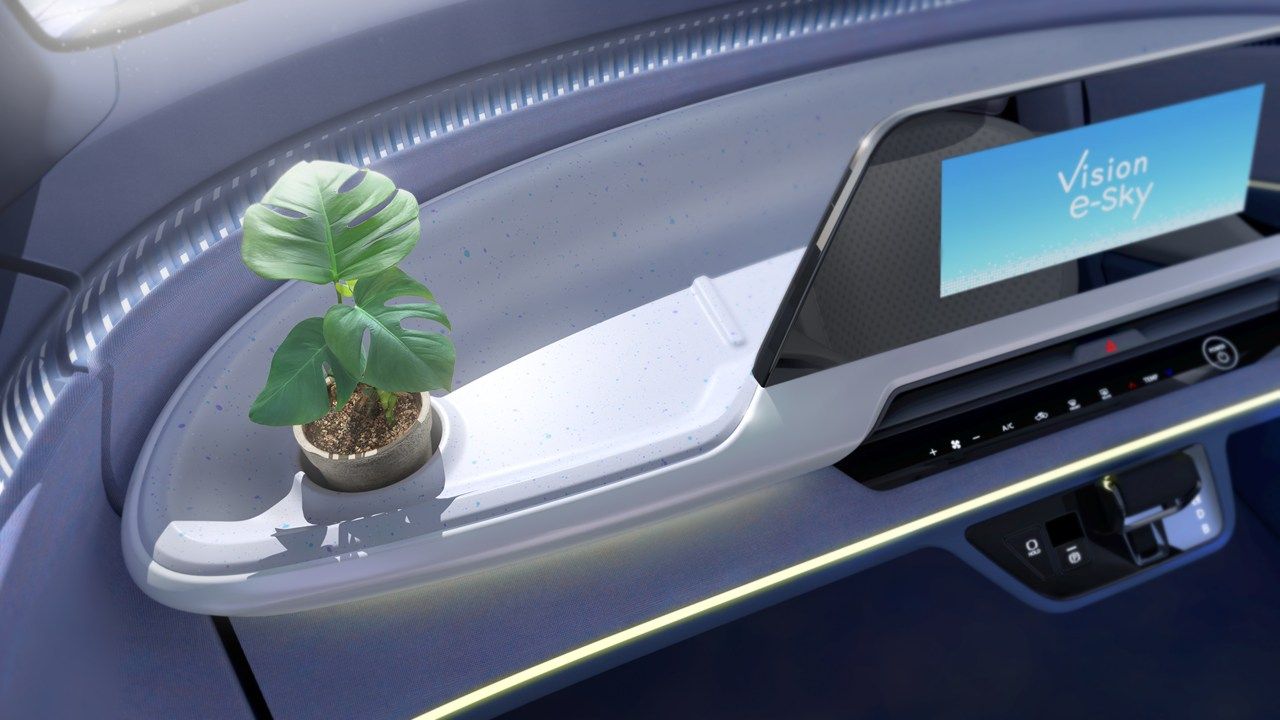 スズキ「ビジョンe-スカイ」（写真：スズキ）