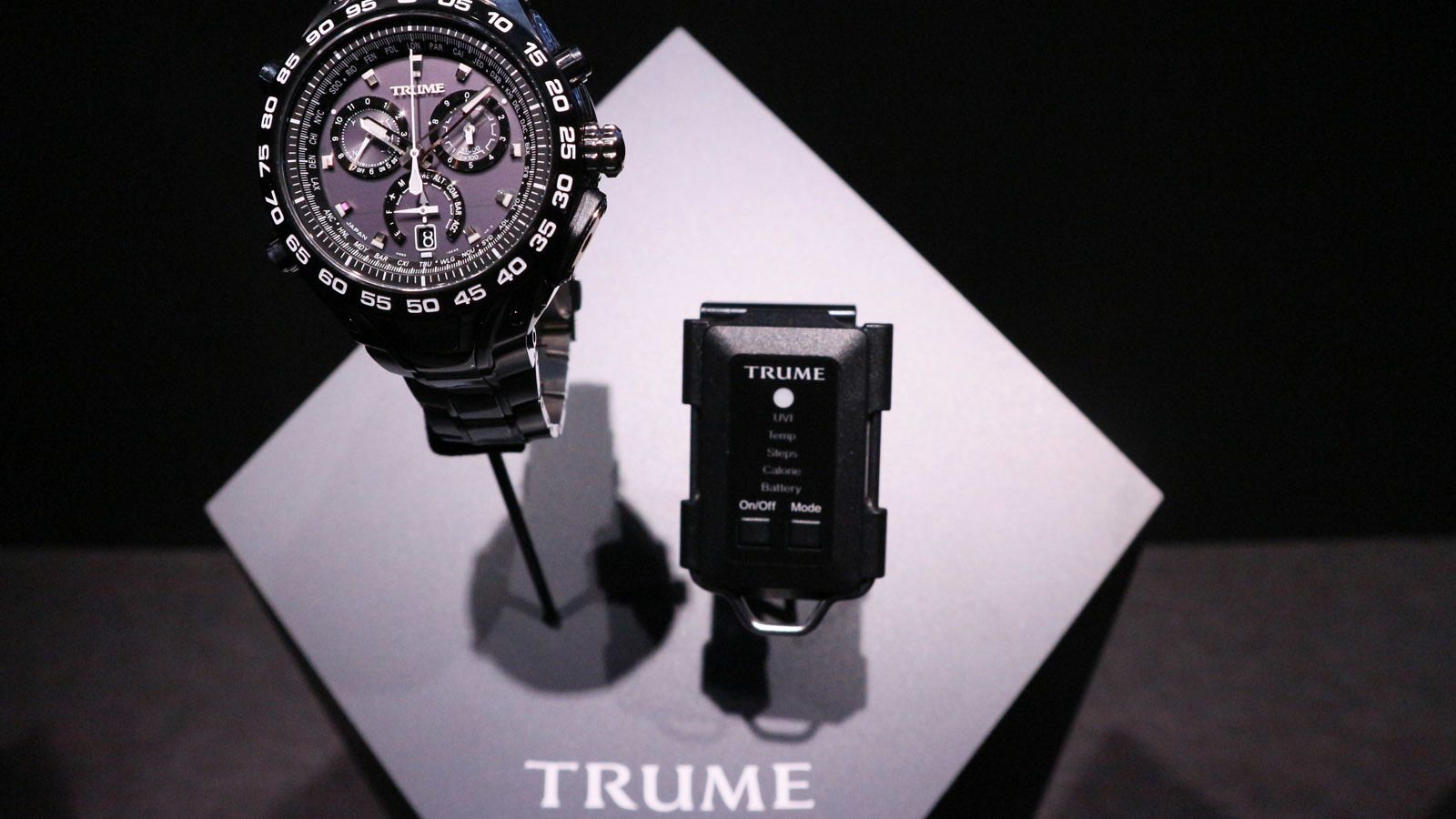 エプソン 28万円の高価格時計に込めた勝算 It 電機 半導体 部品 東洋経済オンライン 経済ニュースの新基準 エプソン 28万円の高価格時計に込めた勝算 It 電機 半導体 部品 東洋経済オンライン 経済ニュースの新基準