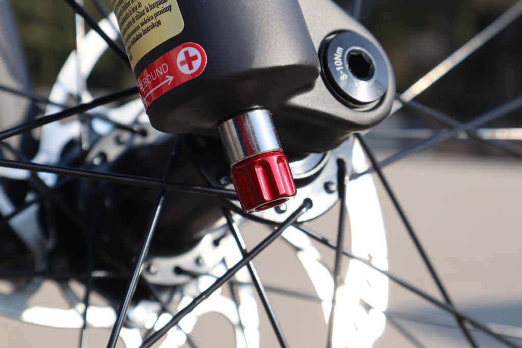 ヤマハの新型スポーツ電動アシスト自転車「クロスコアRV」（写真：筆者撮影）