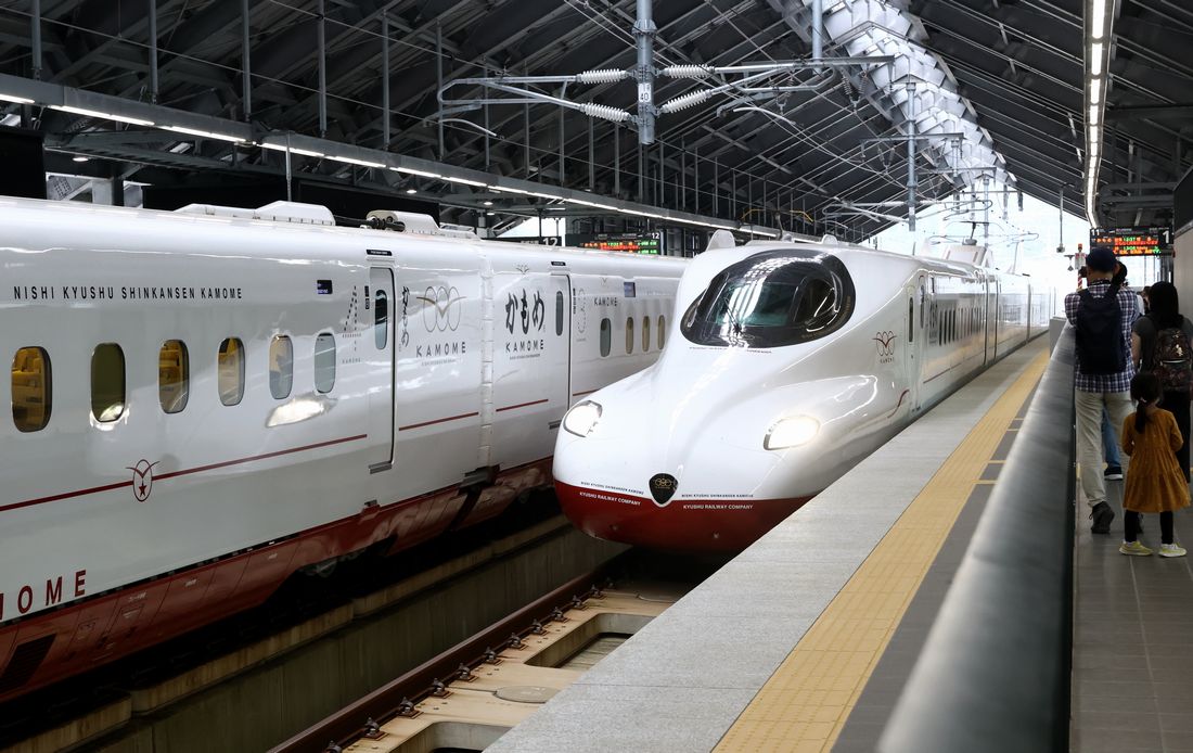 2022年9月に長崎―武雄温泉間が開業した西九州新幹線（撮影：尾形文繁）