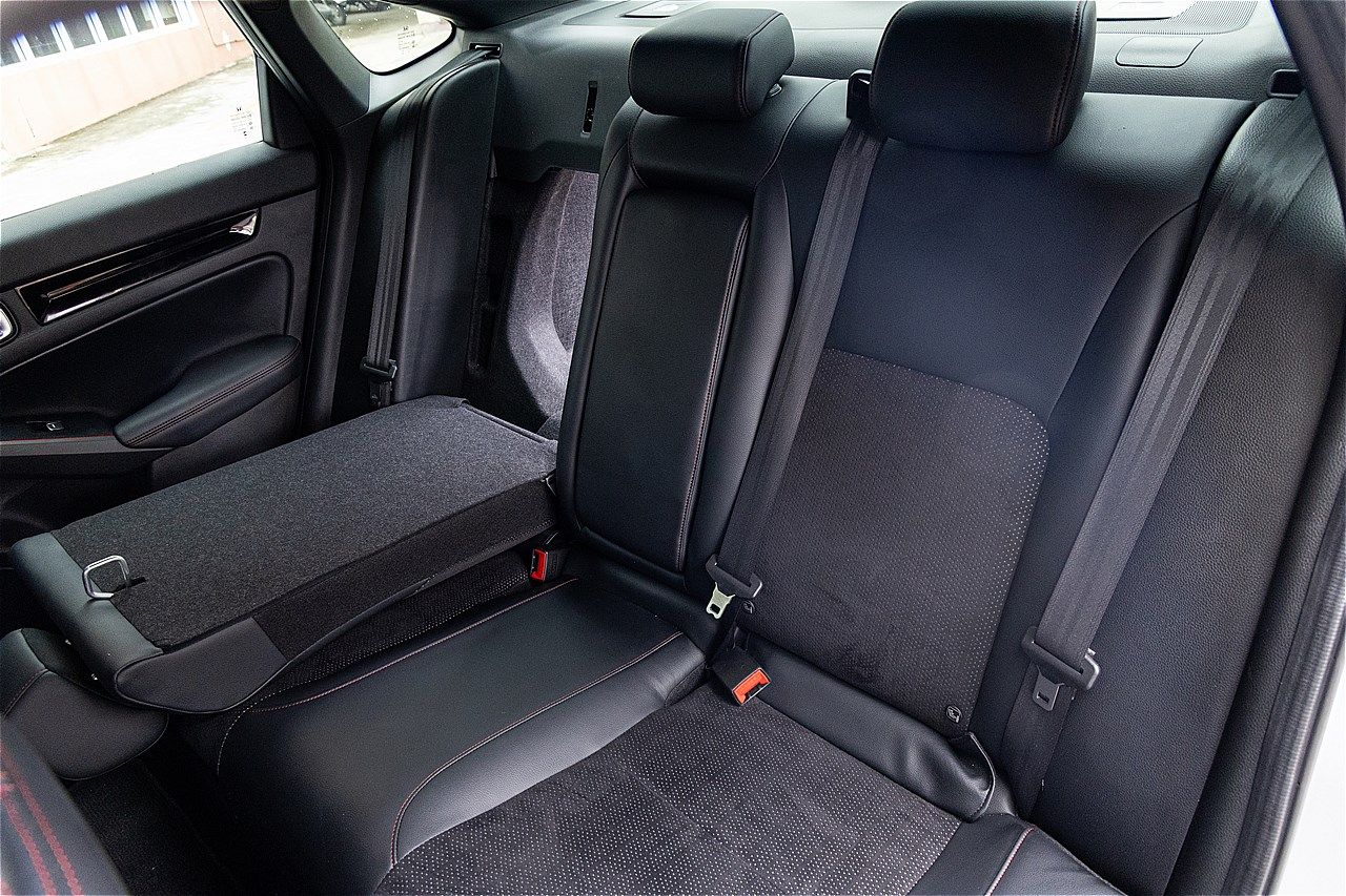 タイで試乗したホンダ「シビック e:HEV RS」（写真：筆者撮影）