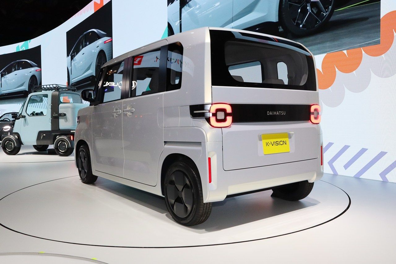 ダイハツ「K-ビジョン」（筆者撮影）