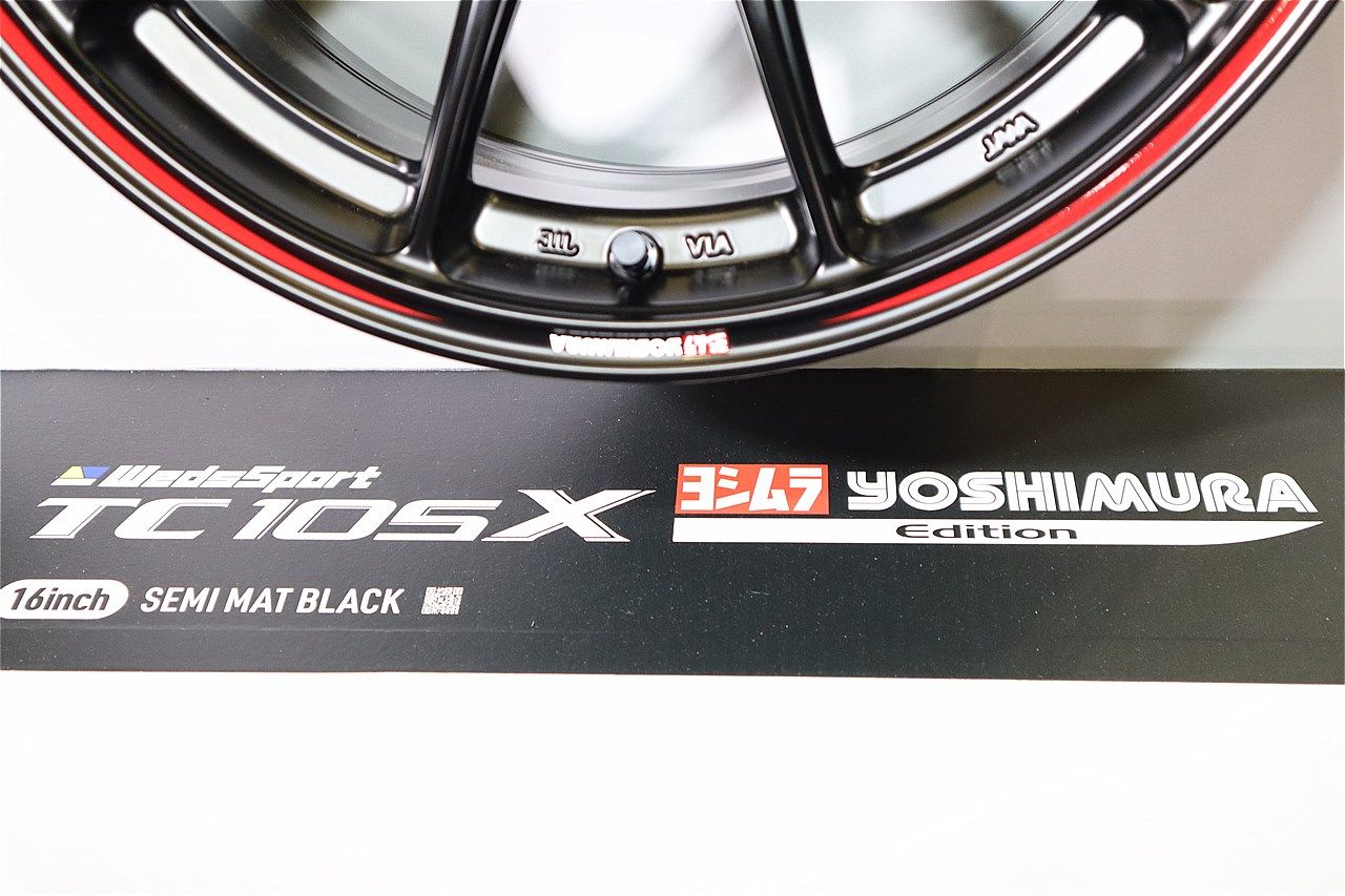 東京オートサロン2026ウェッズブースの展示内容（写真：筆者撮影）