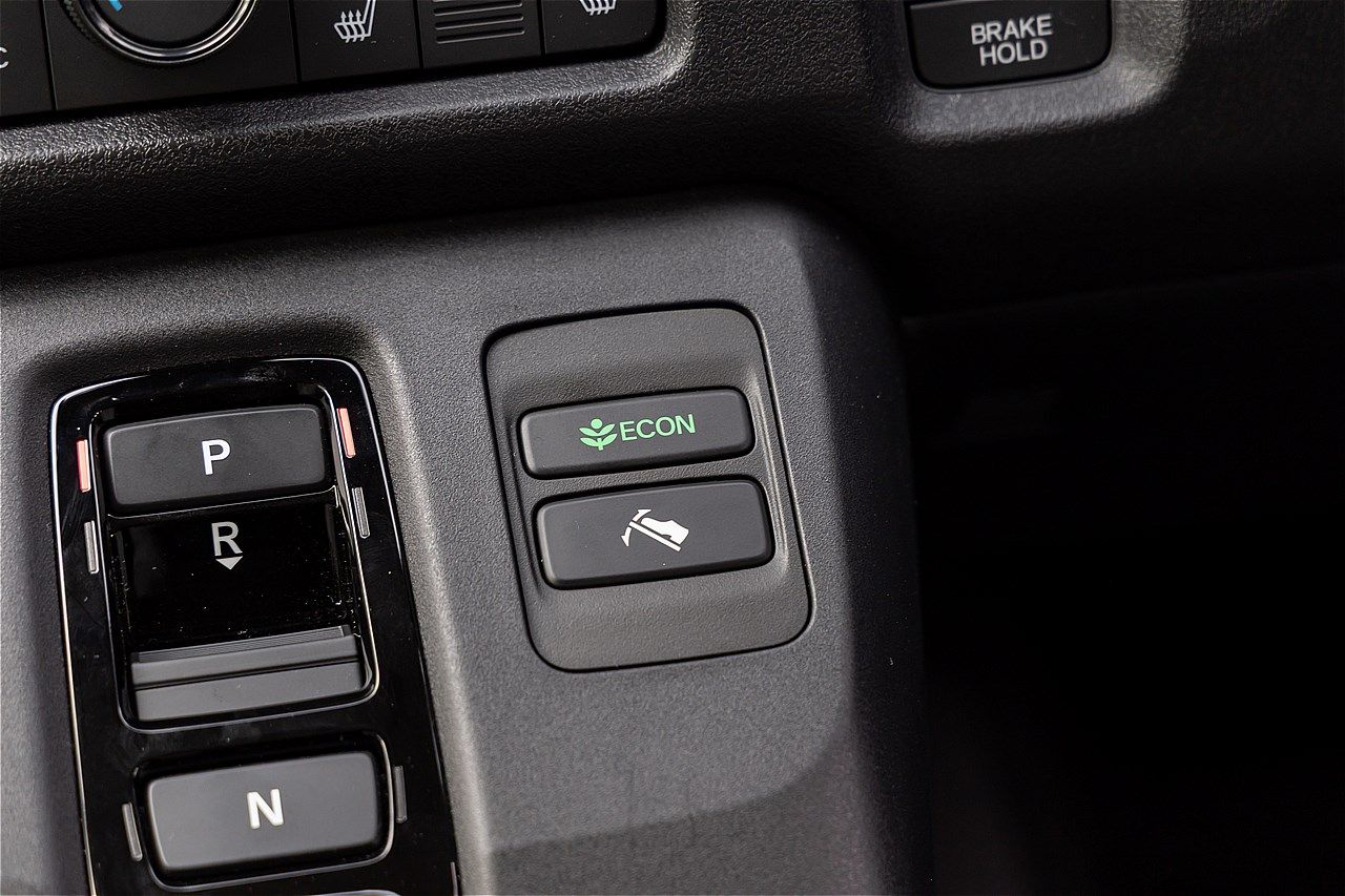 ホンダの軽乗用車クラスBEV「N-ONE e:」(写真:三木 宏章)