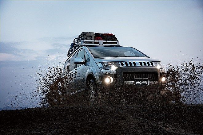 2007年発売の三菱「デリカD:5」（写真：三菱自動車）