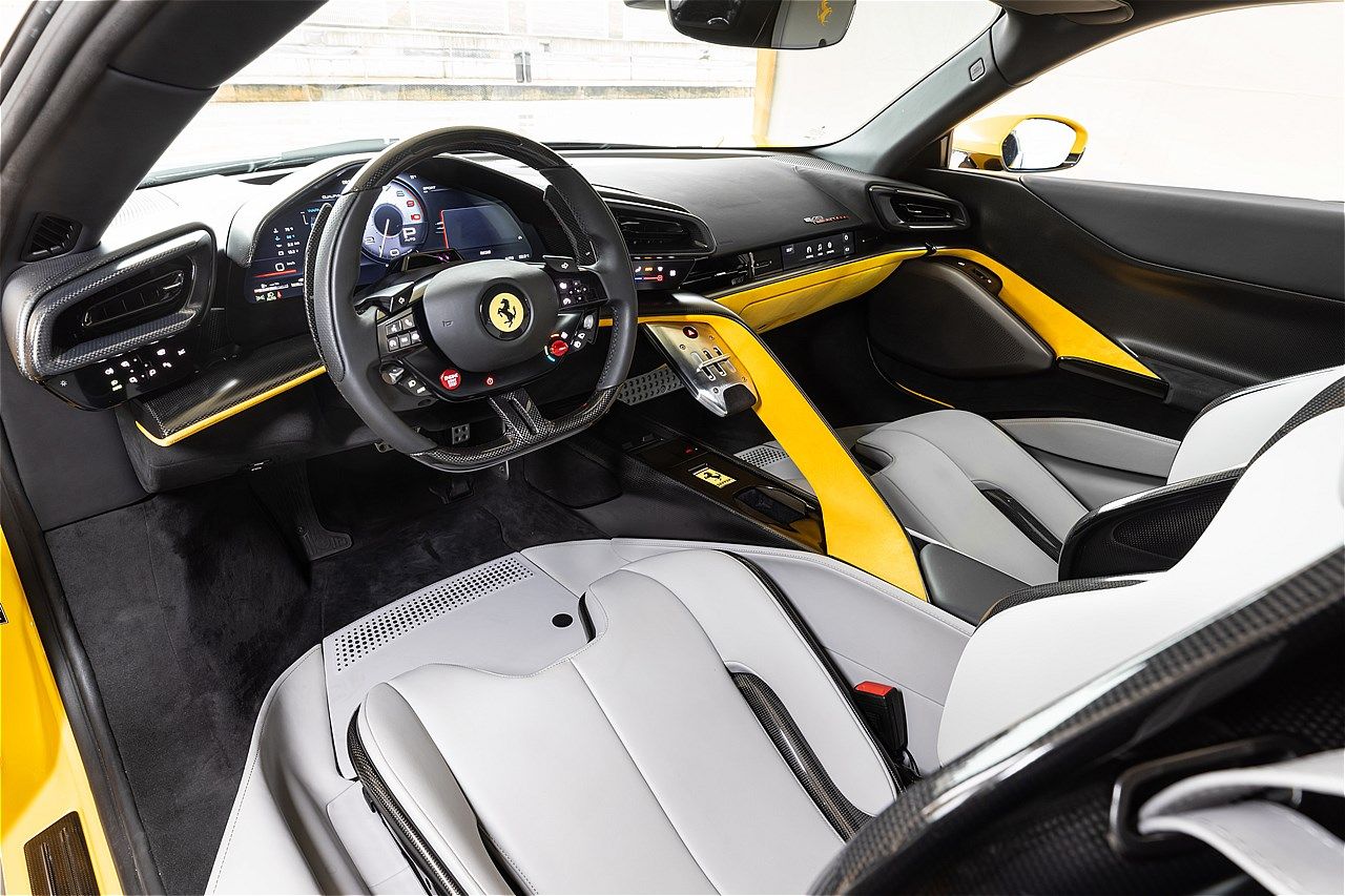フェラーリの新型車「849テスタロッサ」（写真：Ferrari Japan）