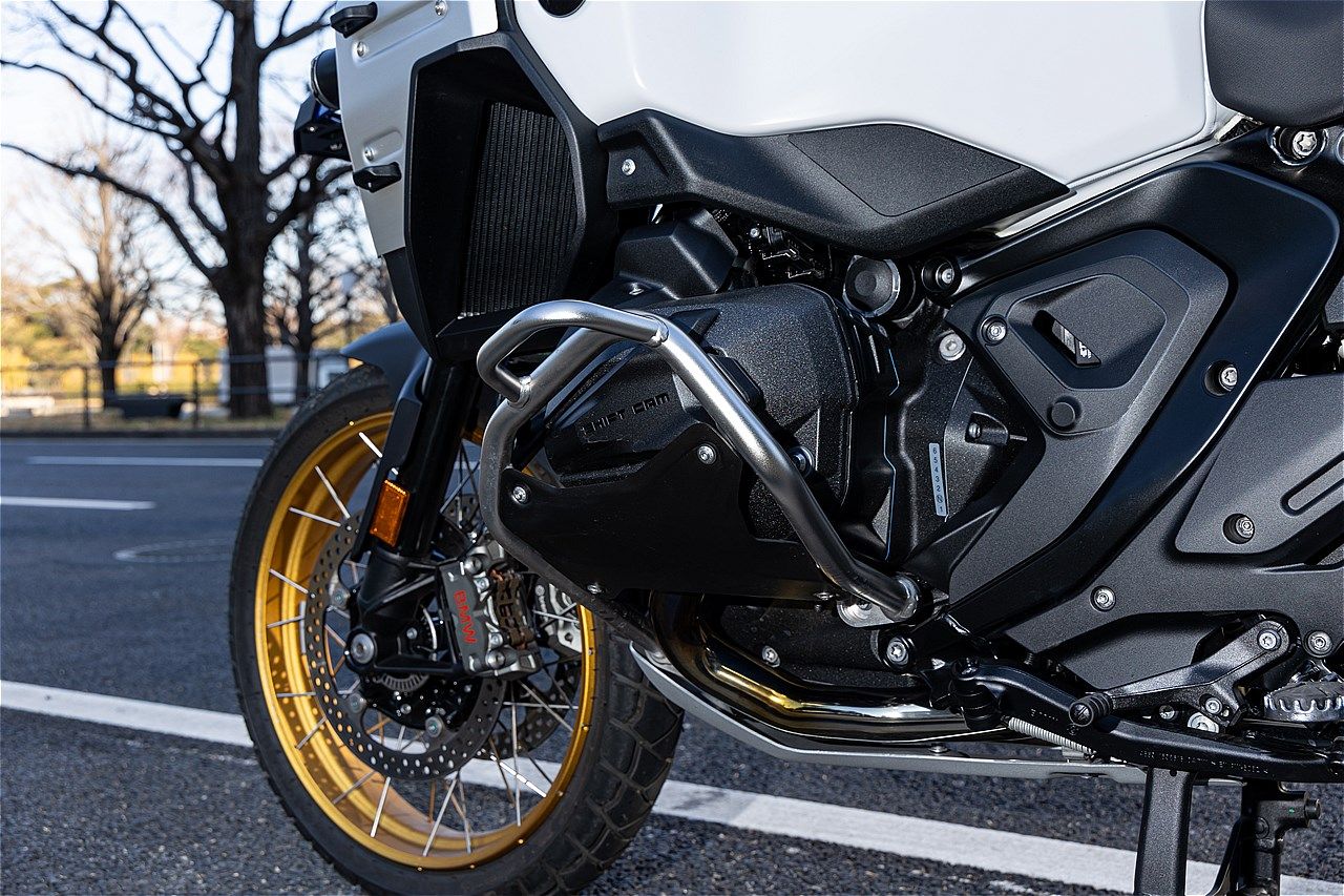 BMWモトラッドのGSシリーズの最新作「R1300GSアドベンチャー」（写真：三木宏章）