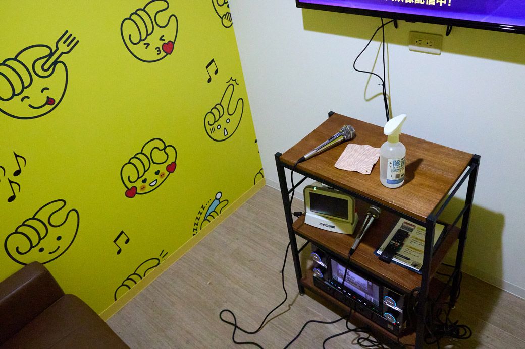 20分から予約できるカラオケルーム（写真：筆者撮影）