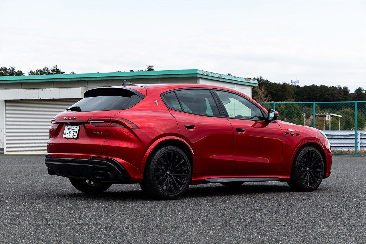 マセラティ「グレカーレ トロフェオ」（写真：三木 宏章）