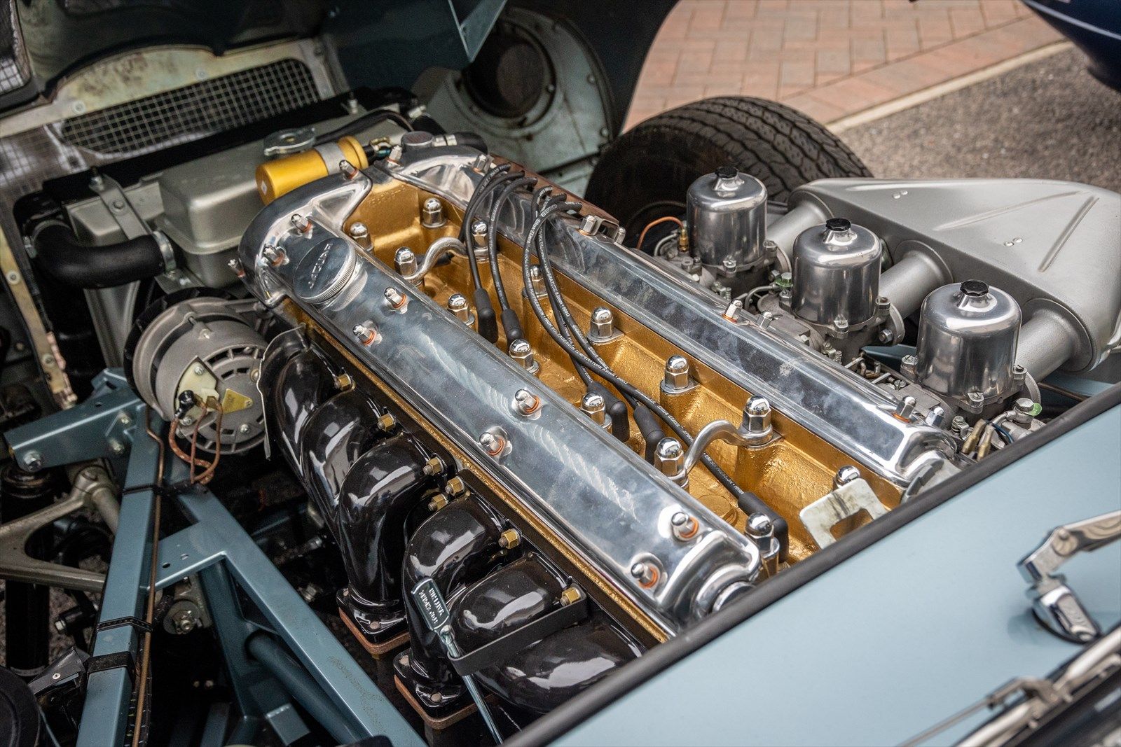 試乗した1965年型Eタイプには265bhpを発生する4235cc直列6気筒エンジン搭載（写真：Jaguar Land Rover）