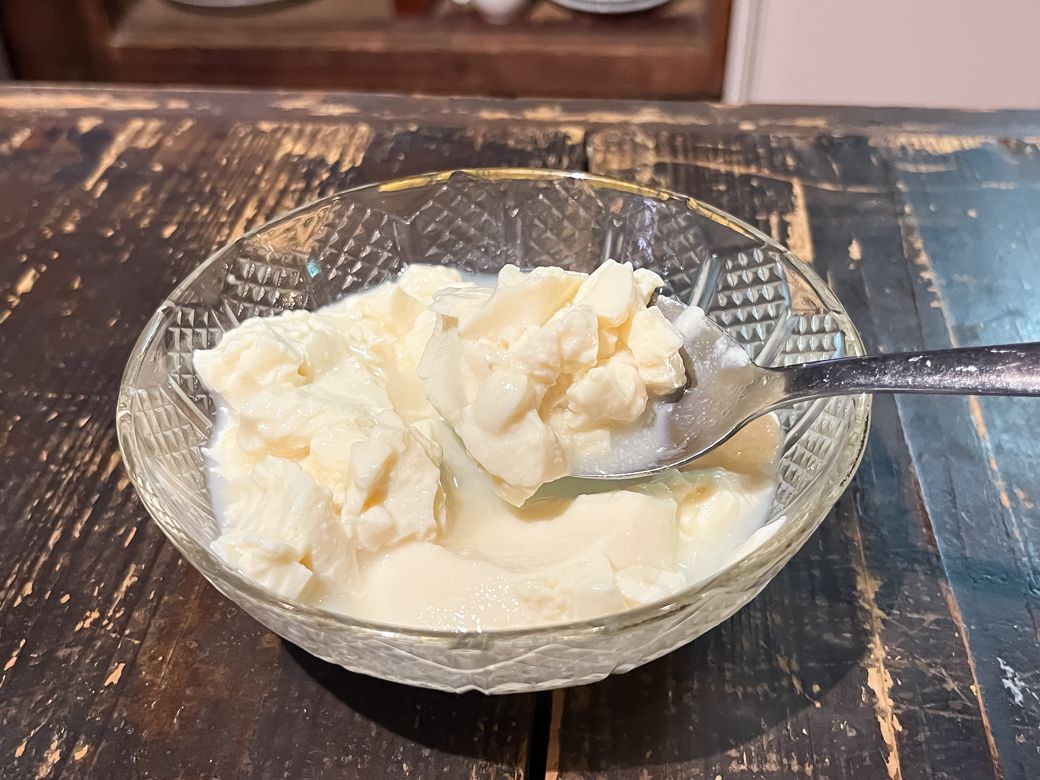 まったりおぼろ豆腐（300円）。人気商品のため、早い時間に売り切れてしまうことも多い（筆者撮影）