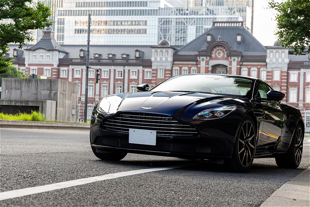 アストンマーティン「DB11」（写真：三木 宏章）