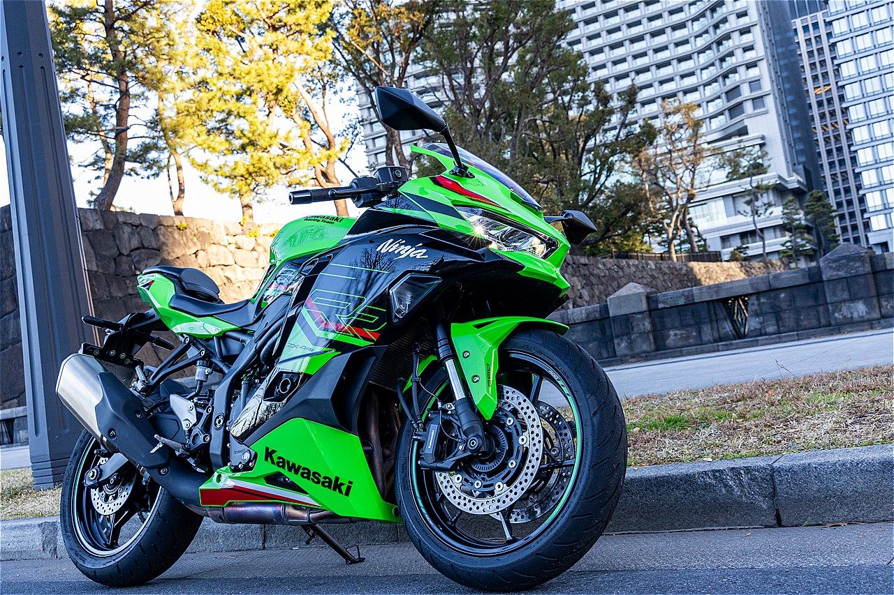 カワサキモータースジャパンのスーパースポーツモデル「Ninja ZX-4RR KRT EDTION」（写真：三木宏章）