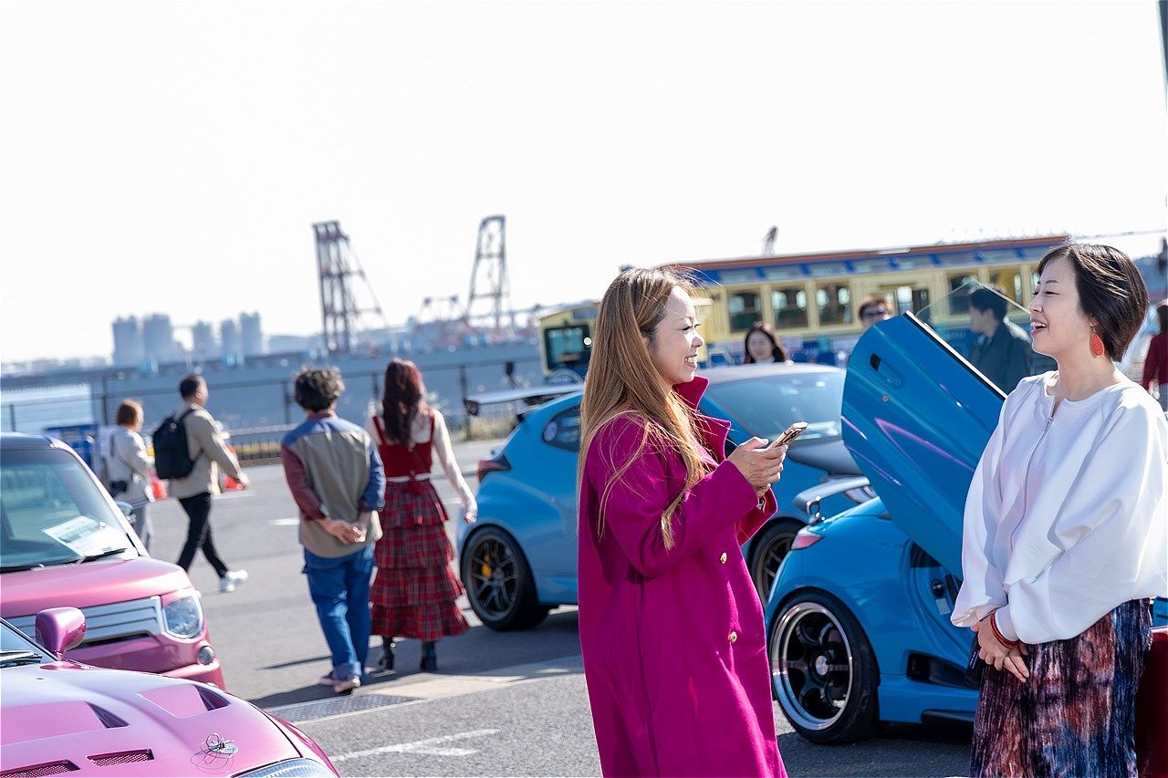 「GIRLS CAR COLLECTION × Japan Mobility Show 2025」の様子（写真：三木 宏章）