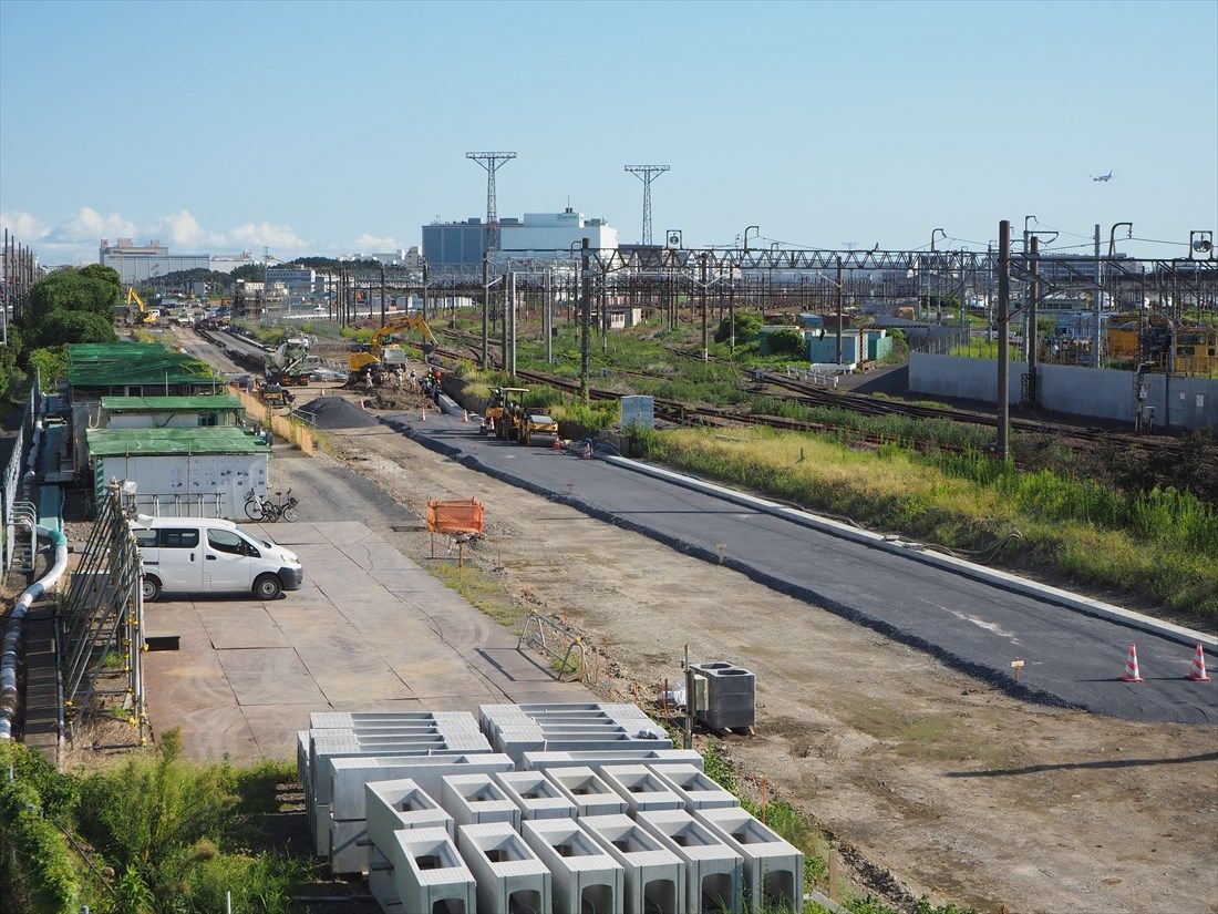 羽田空港アクセス線は東京貨物ターミナル内の用地を活用して車両留置線などを設ける予定だ（記者撮影）