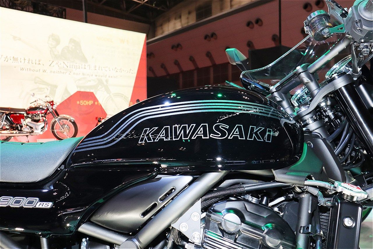 カワサキの新型「Z900RSカフェ」(筆者撮影）