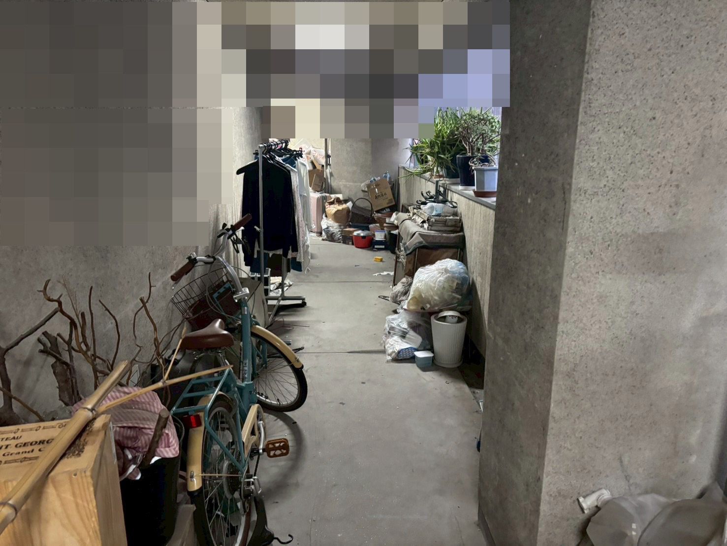 ゴミ屋敷　外国人マンション