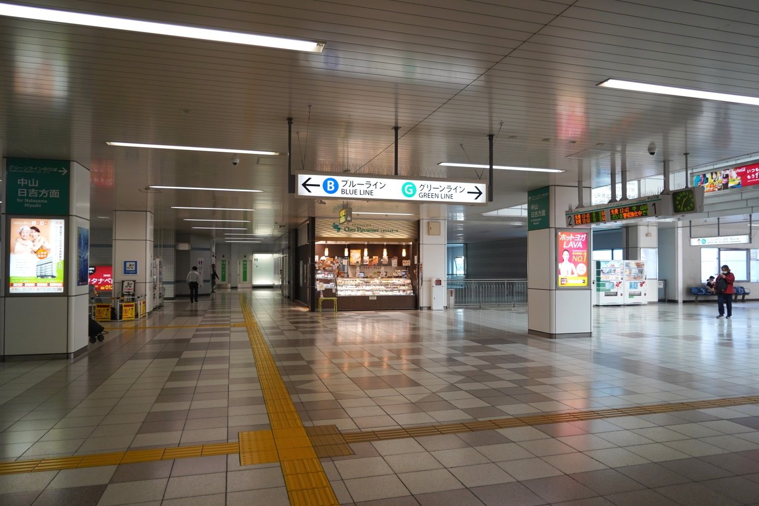 センター南駅の構内（筆者撮影）