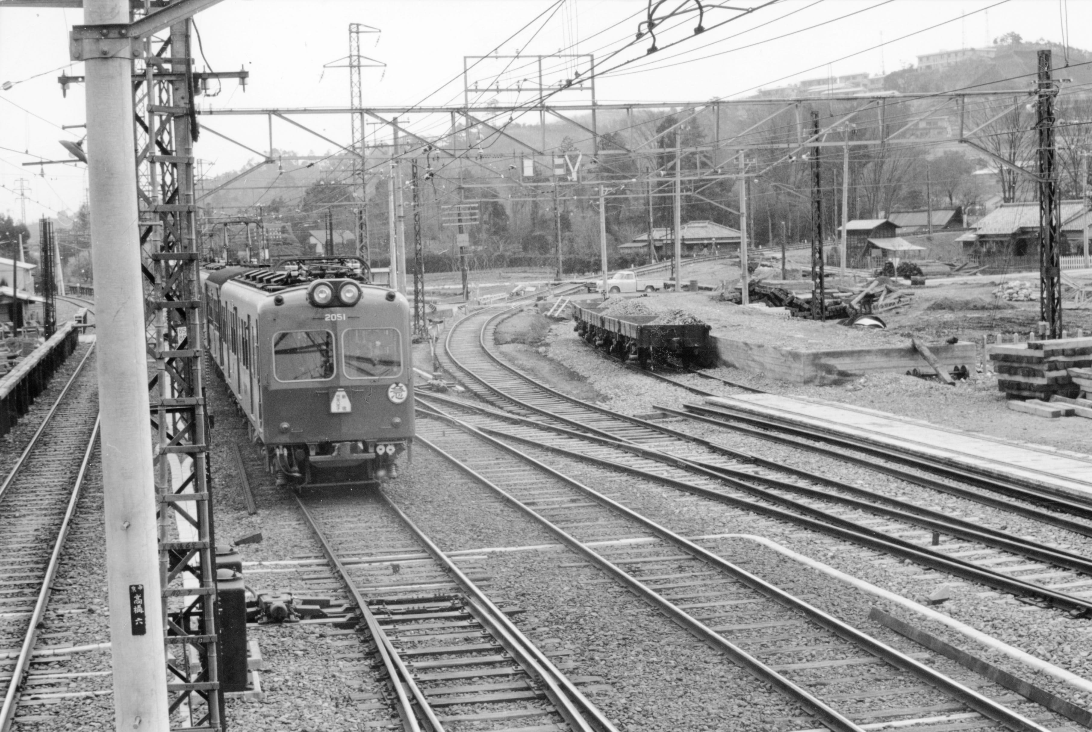 建設工事中の多摩動物公園線（現・動物園線）＝1964年（写真：京王電鉄）