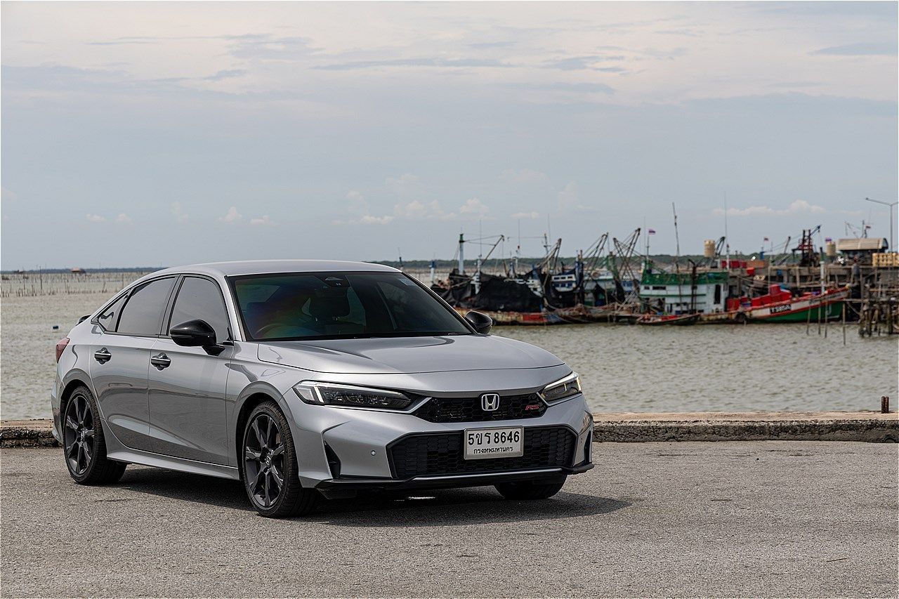 タイで試乗したホンダ「シビック e:HEV RS」（写真：筆者撮影）