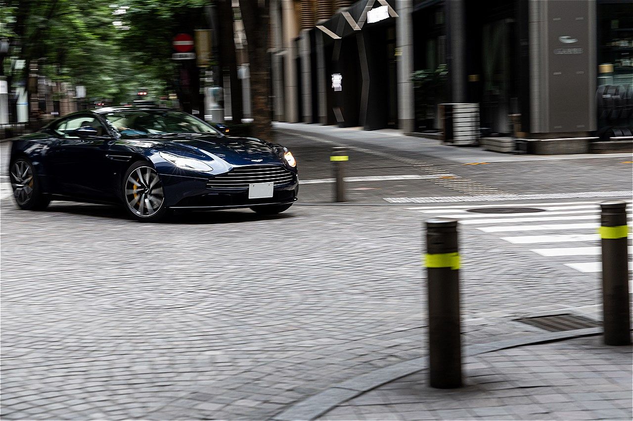 アストンマーティン「DB11」（写真：三木 宏章）