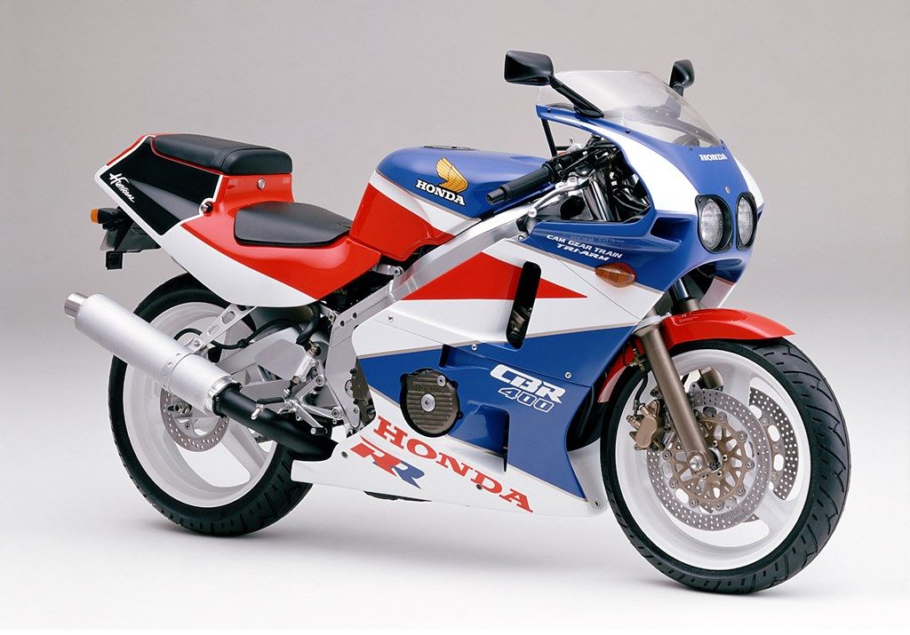 ホンダCBR400RR（写真：本田技研工業）